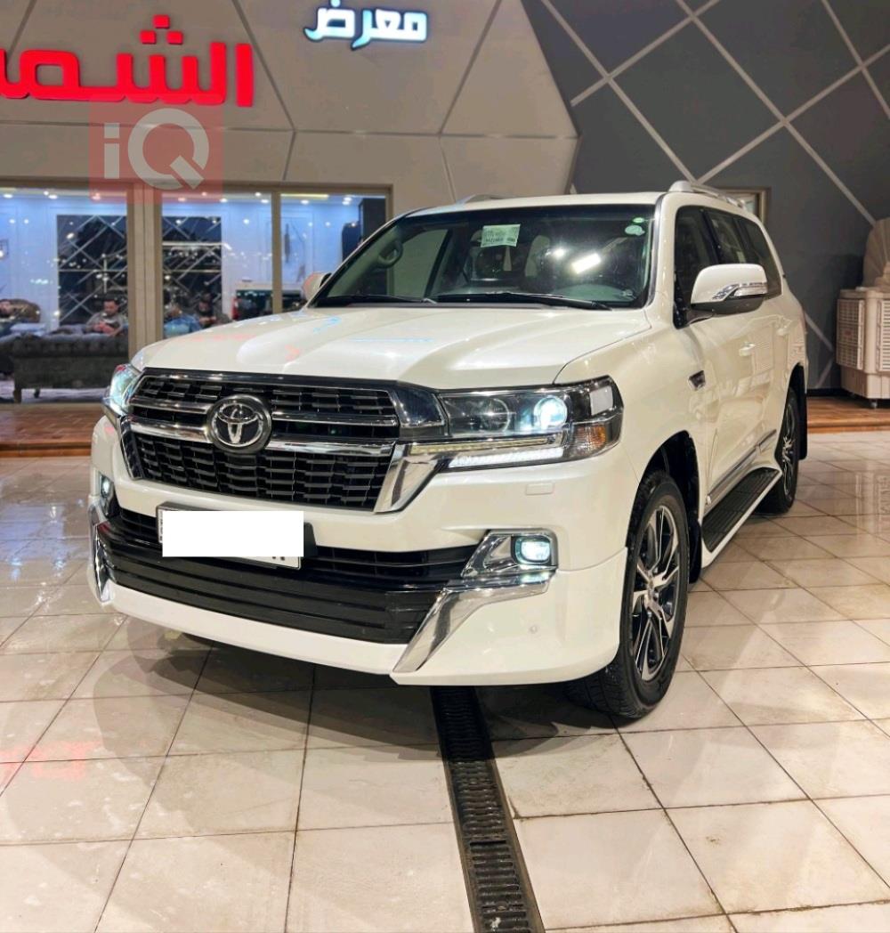 تويوتا لاندكروزر